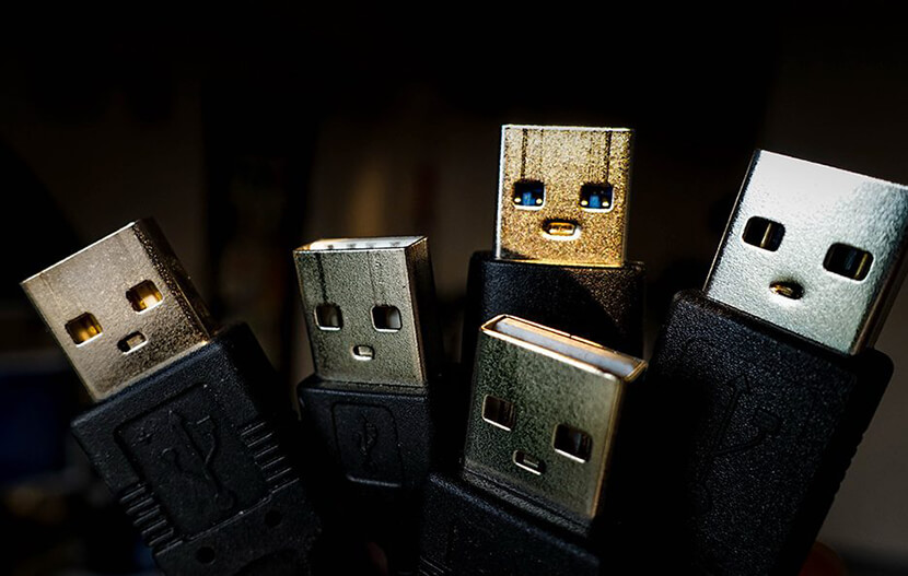 هل يمكنني التسجيل من التلفزيون إلى عصا USB؟